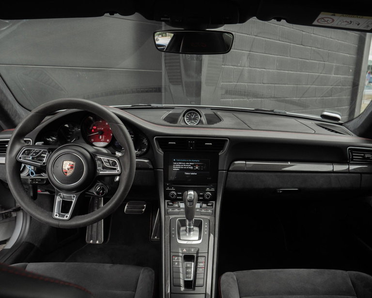 Porsche 991.2 Carrera 4 GTS