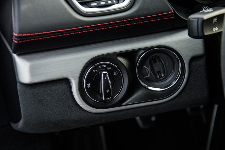 Porsche 718 Cayman GT4