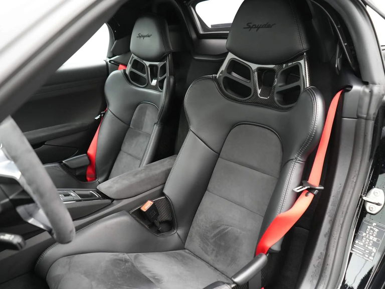 Porsche 981 Boxster Spyder