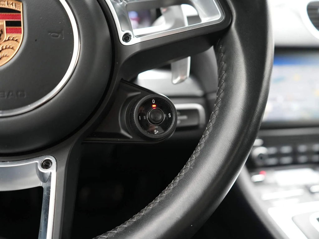 Porsche 718 Boxster S