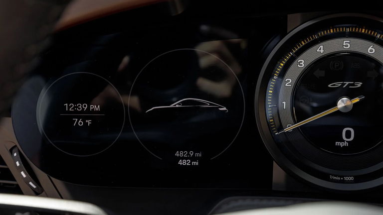 Porsche 992 GT3 Touring