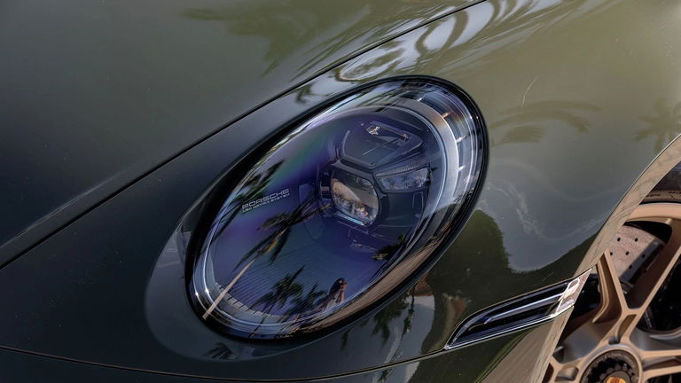 Porsche 992 GT3 Touring