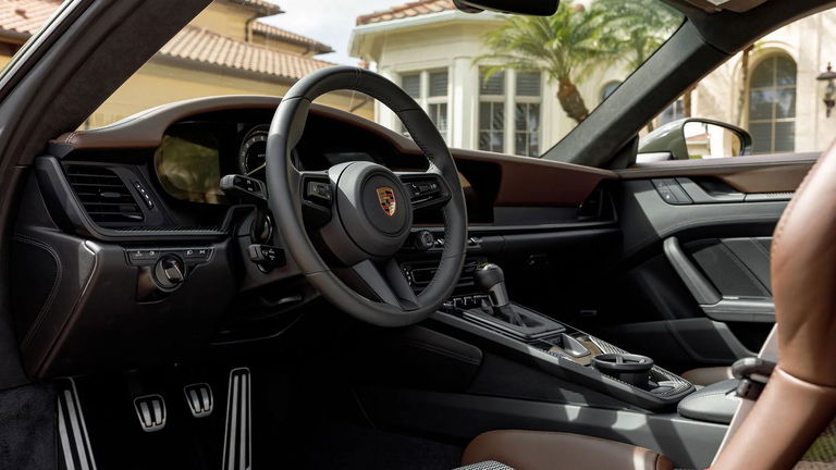 Porsche 992 GT3 Touring