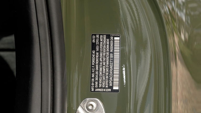 Porsche 992 GT3 Touring