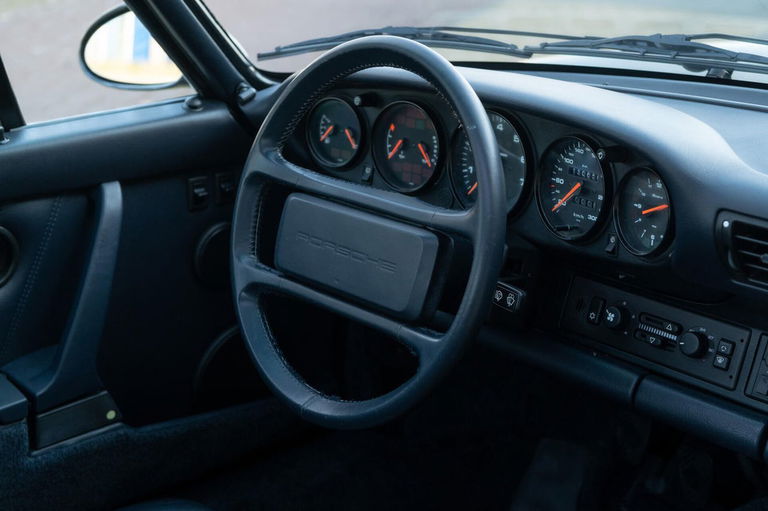 Porsche 964 Carrera 2