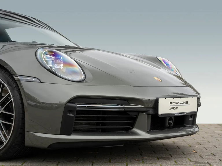 Porsche 992 Turbo