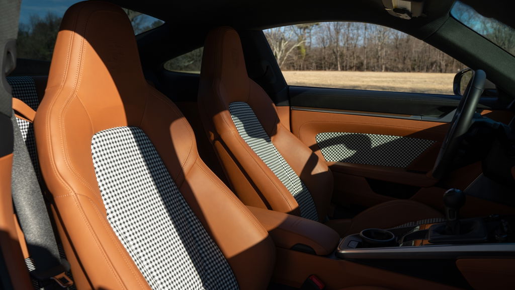 Porsche 992 Sport Classic