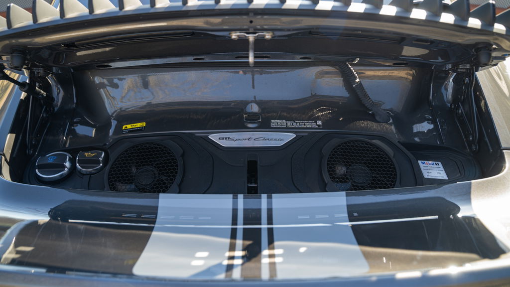 Porsche 992 Sport Classic