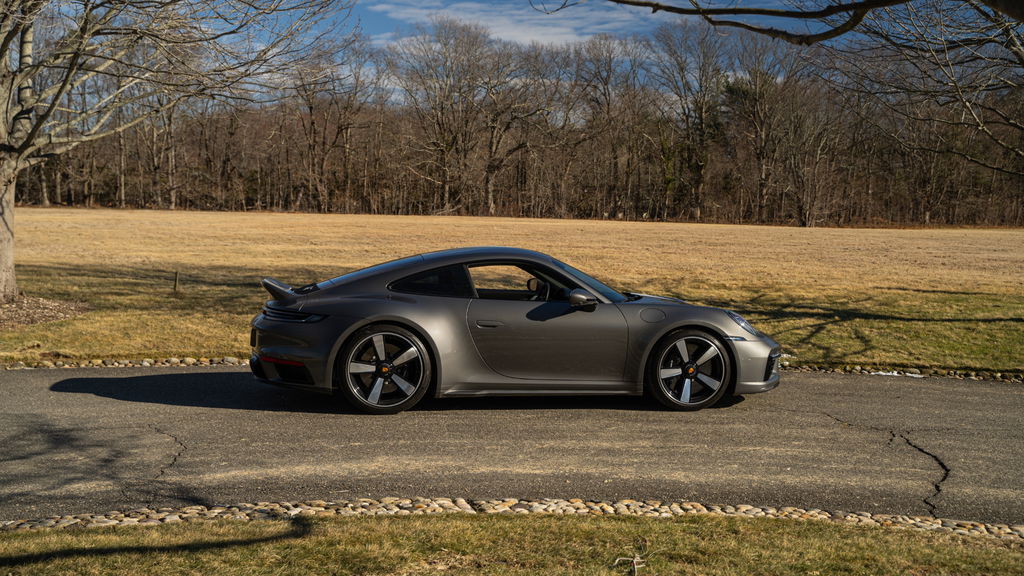 Porsche 992 Sport Classic