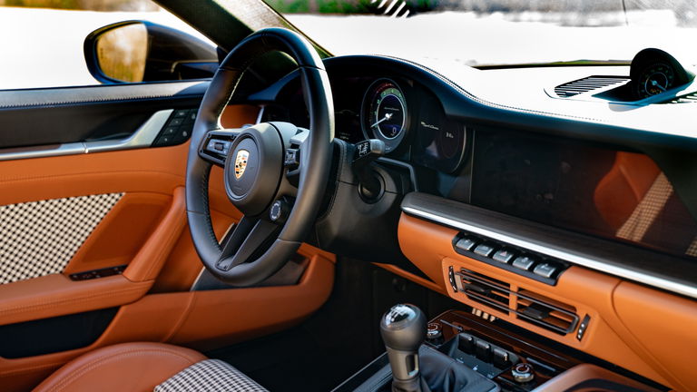 Porsche 992 Sport Classic