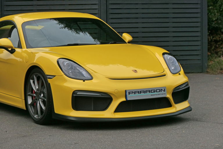 Porsche 981 Cayman GT4