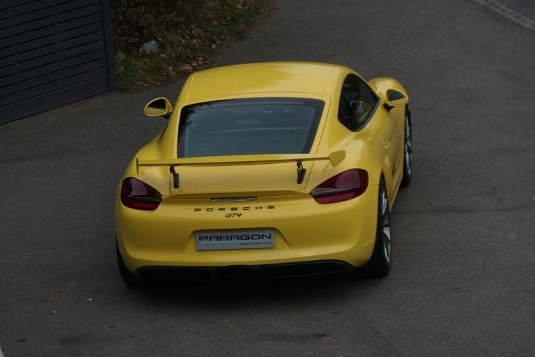 Porsche 981 Cayman GT4
