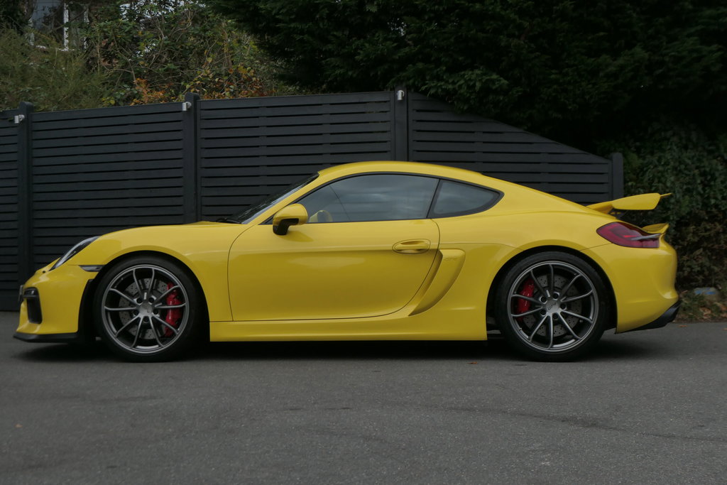 Porsche 981 Cayman GT4