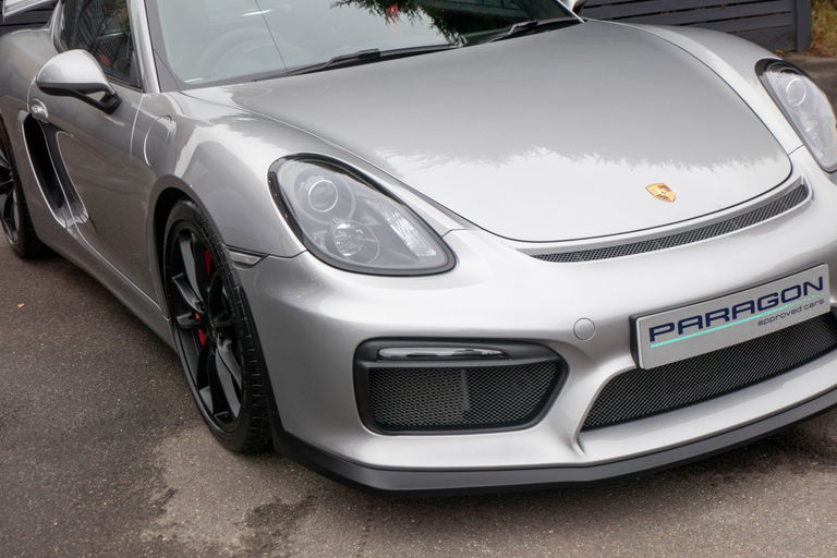 Porsche 981 Cayman GT4