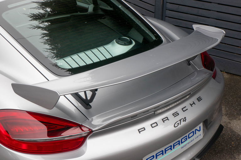 Porsche 981 Cayman GT4