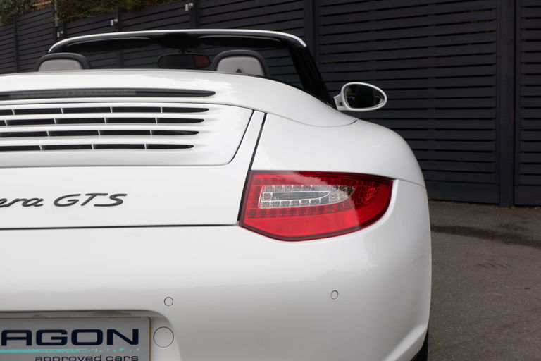 Porsche 997.2 Carrera GTS