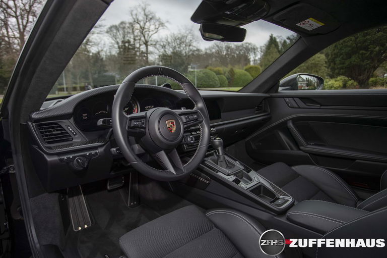 Porsche 992 GT3 Touring