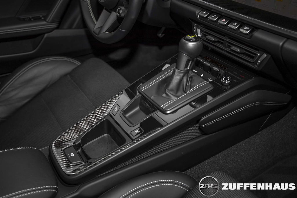 Porsche 992 GT3 Touring