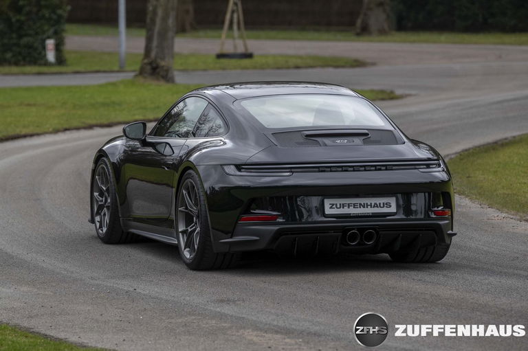 Porsche 992 GT3 Touring