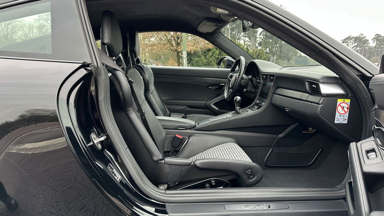 Porsche 991 GT3 Touring