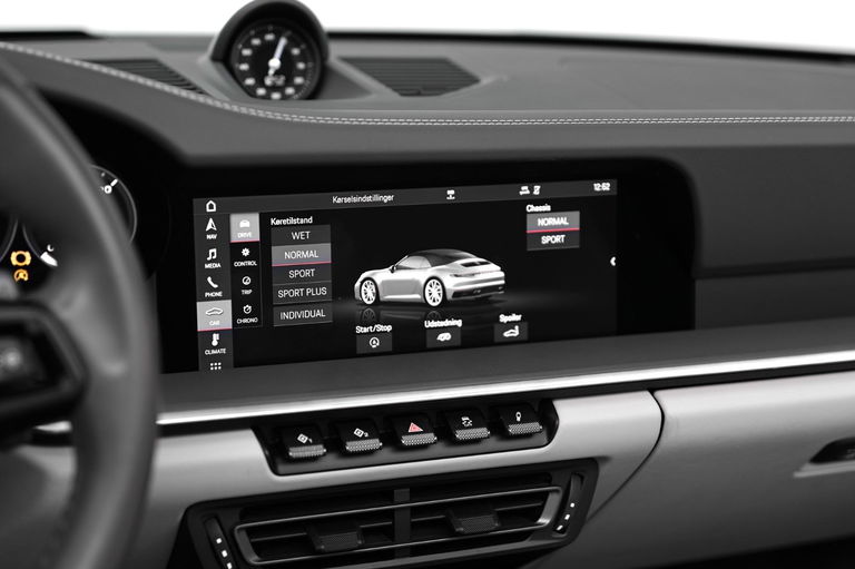 Porsche 992 Carrera 4S