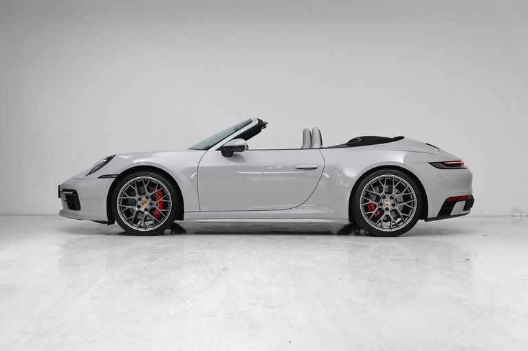 Porsche 992 Carrera 4S