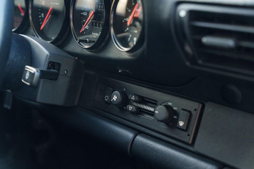 Porsche 964 Carrera RS