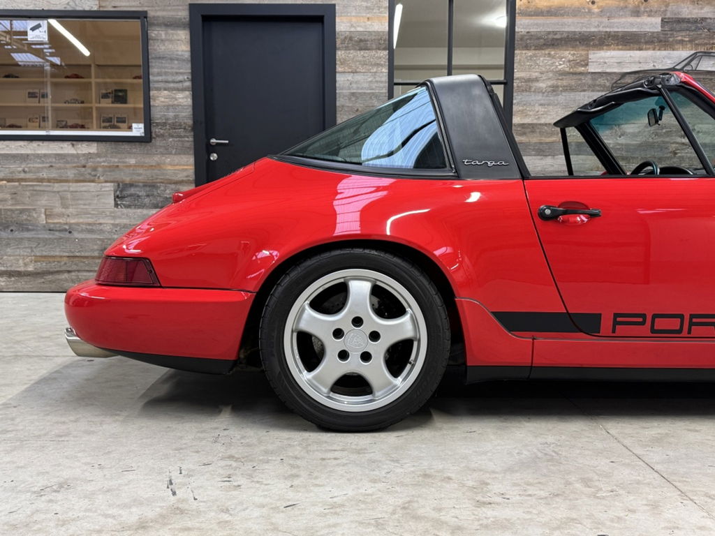 Porsche 964 Carrera 4