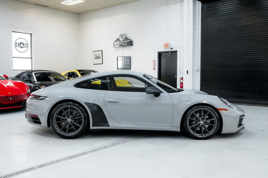 Porsche 992 Carrera T