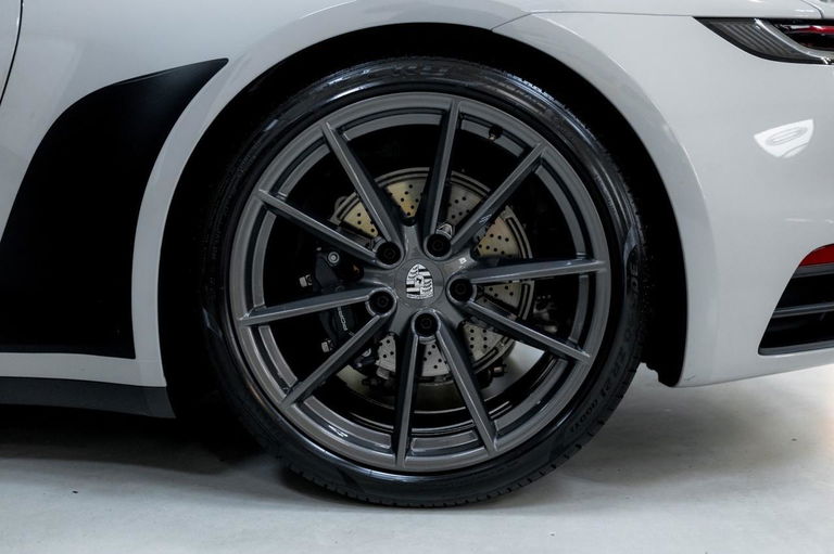 Porsche 992 Carrera T