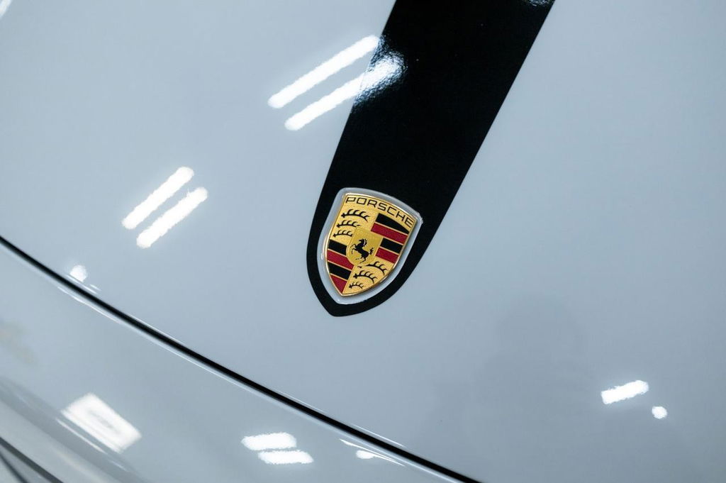 Porsche 992 Carrera T