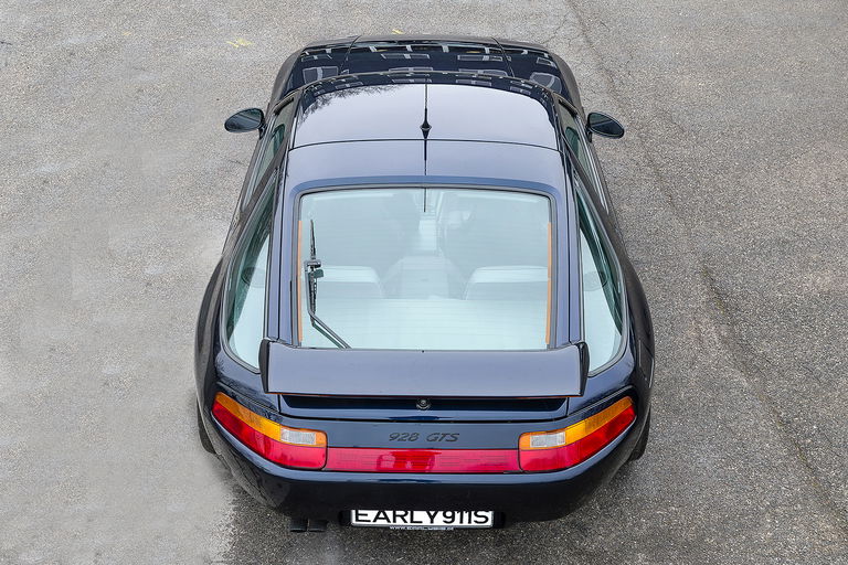 Porsche 928 GTS