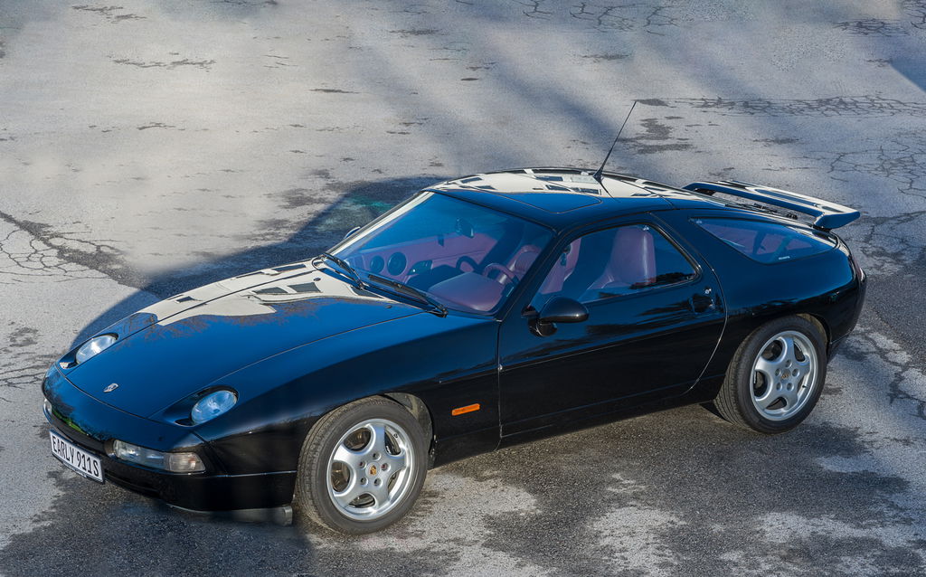Porsche 928 GTS