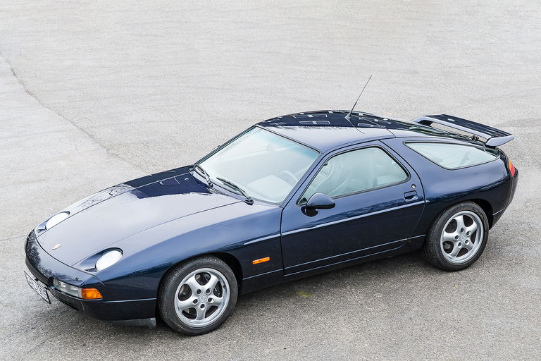 Porsche 928 GTS