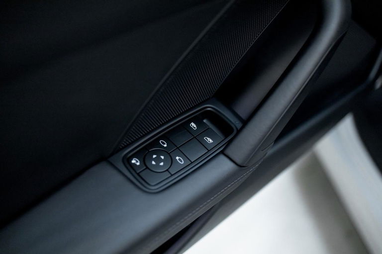 Porsche 992 Carrera T