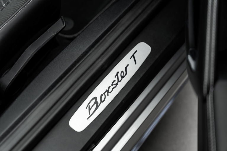 Porsche 718 Boxster T