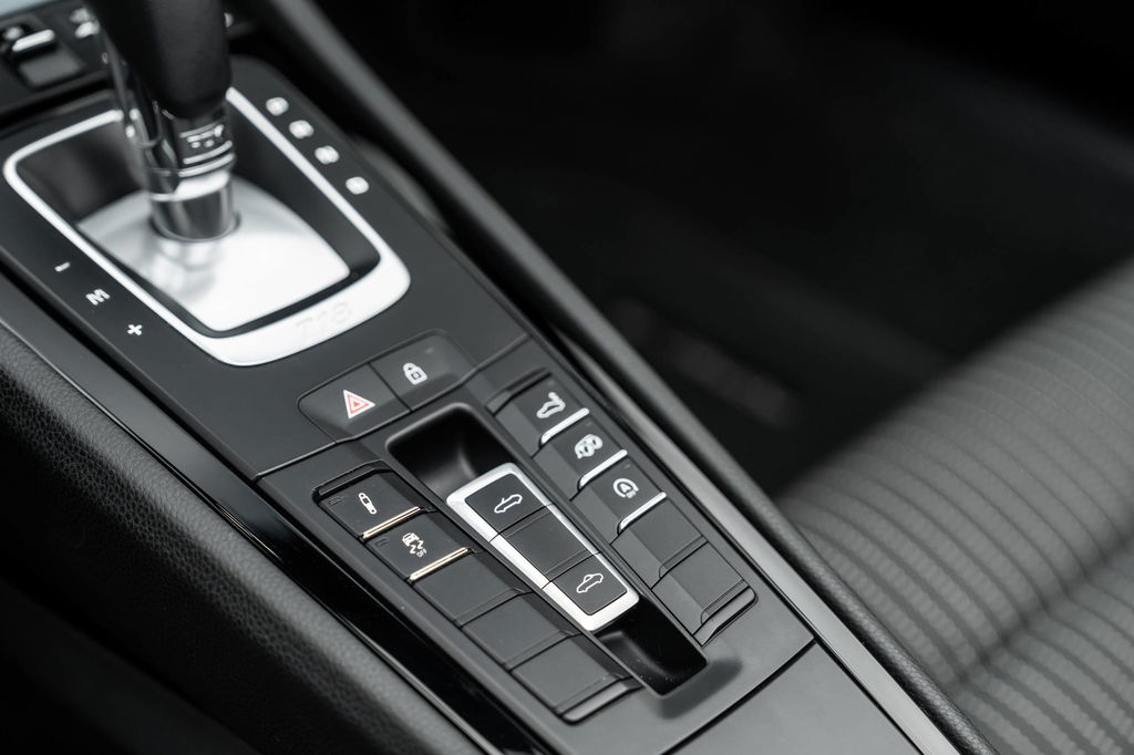 Porsche 718 Boxster T