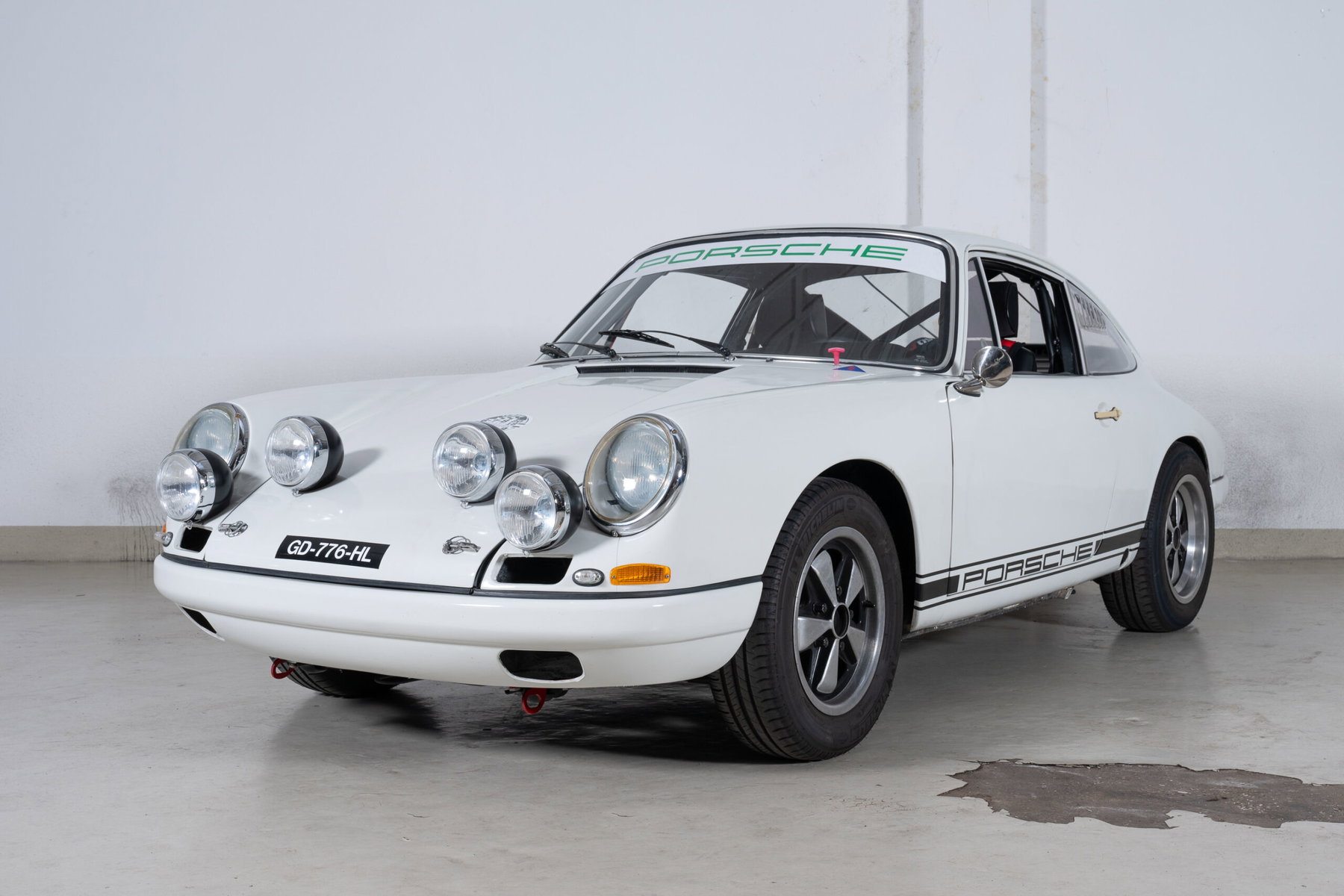 Porsche 911 Modified 1972 - elferspot.com - Marketplace for