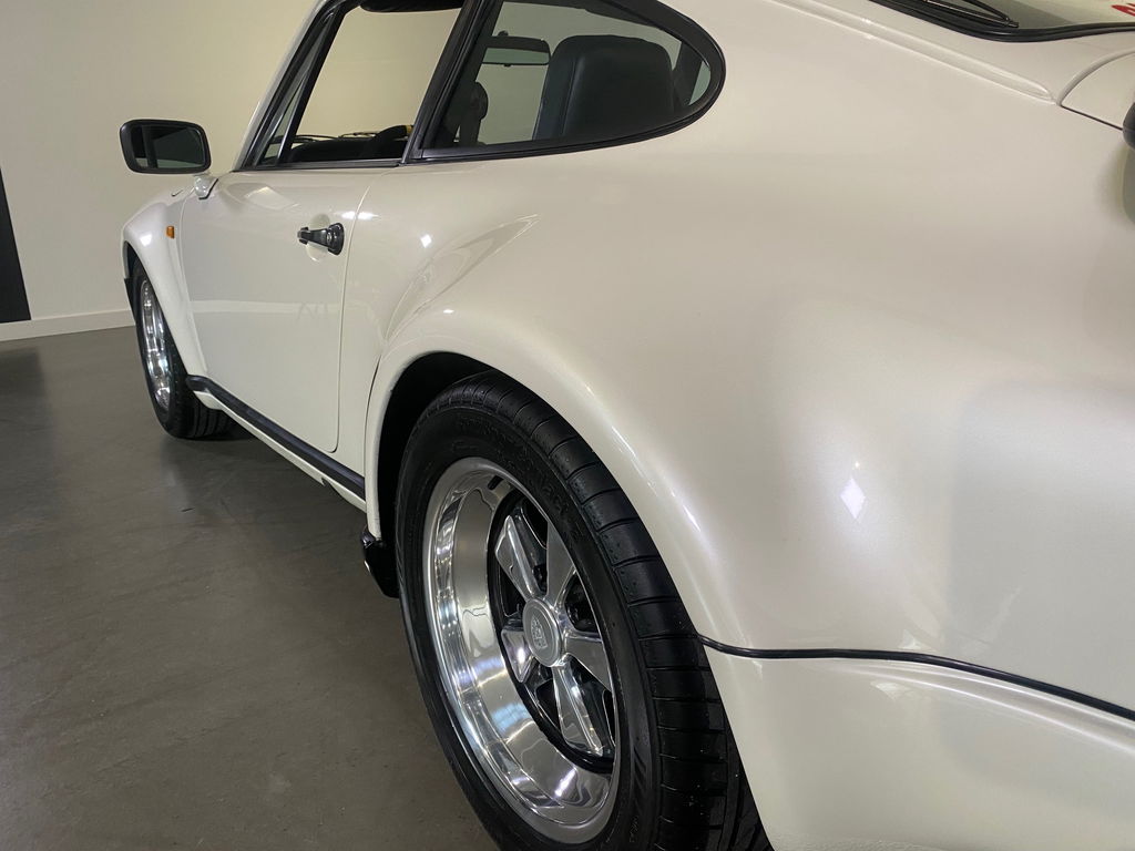 Porsche 911 Turbo 3.3