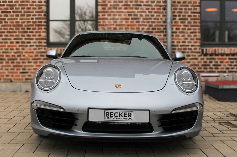 Porsche 991 Carrera