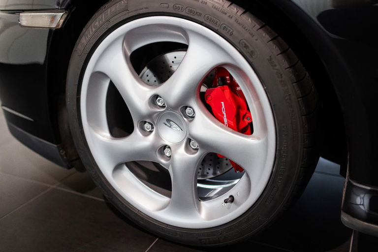 Porsche 996 Carrera 4S
