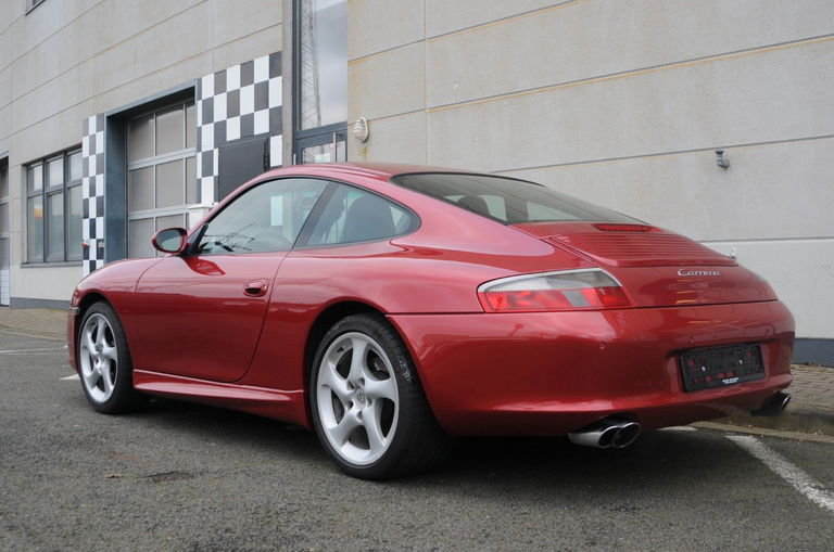 Porsche 996 Carrera
