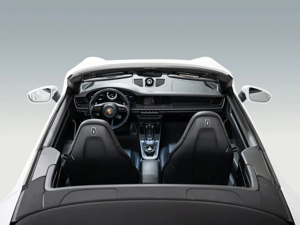 Porsche 992 Carrera 4S