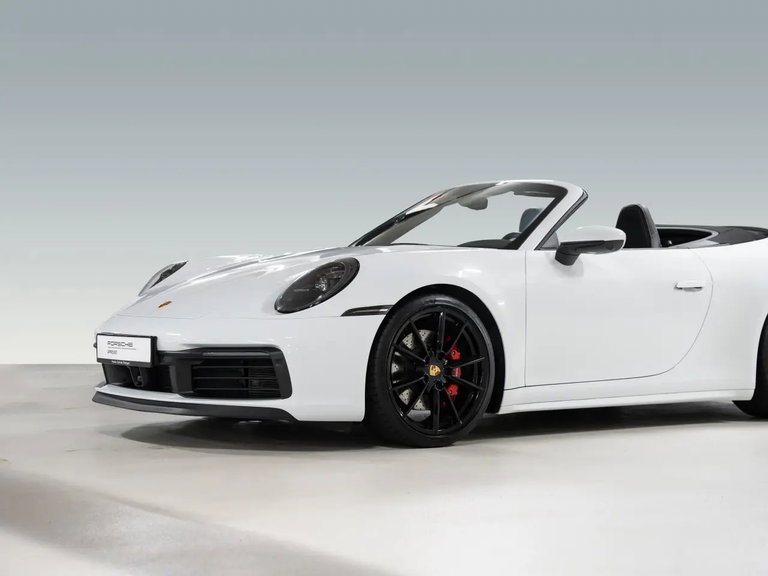 Porsche 992 Carrera 4S