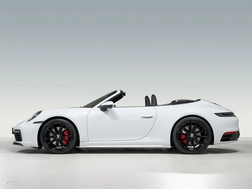 Porsche 992 Carrera 4S