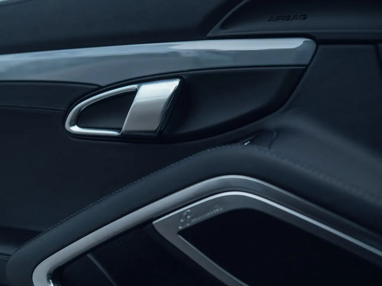 Porsche 718 Cayman S