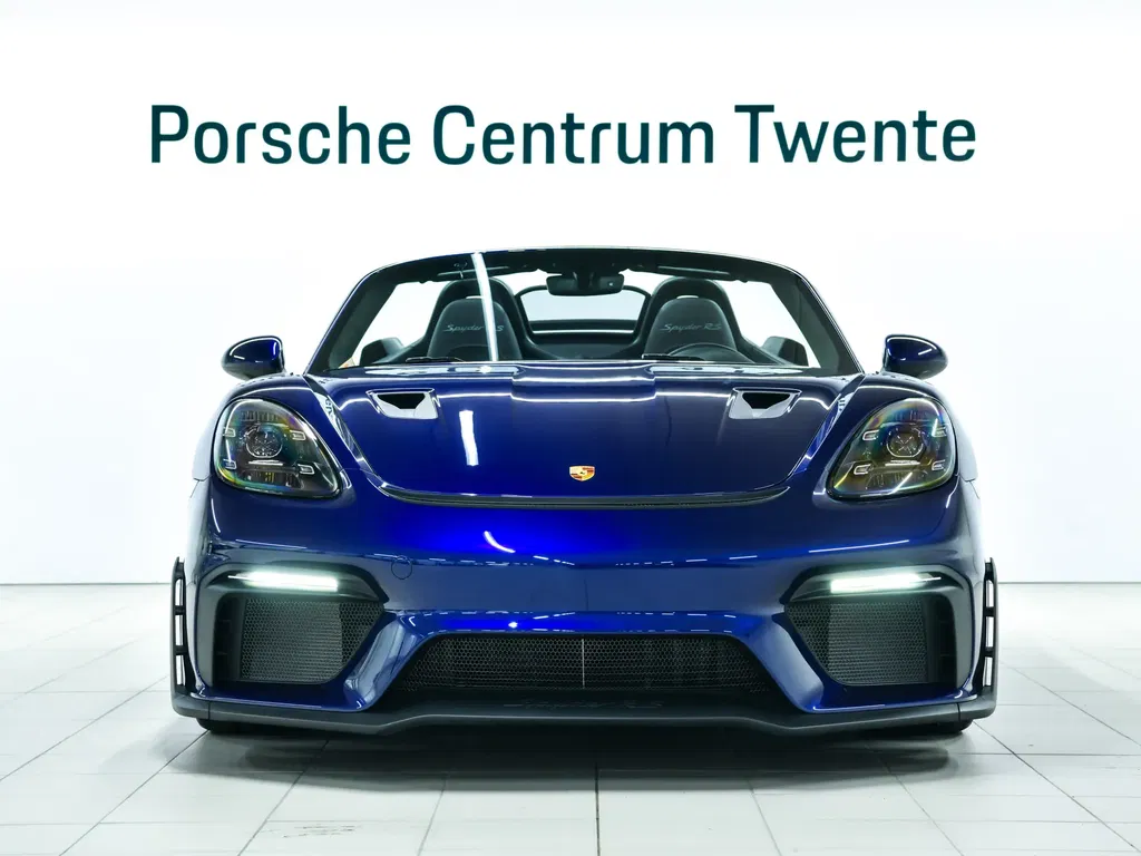 Porsche 718 Spyder RS