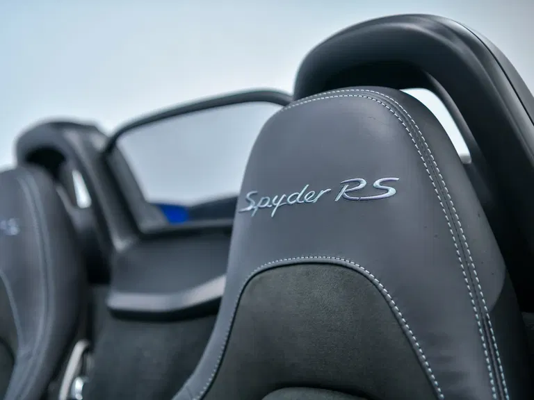 Porsche 718 Spyder RS