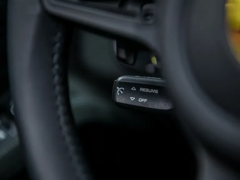 Porsche 718 Spyder RS