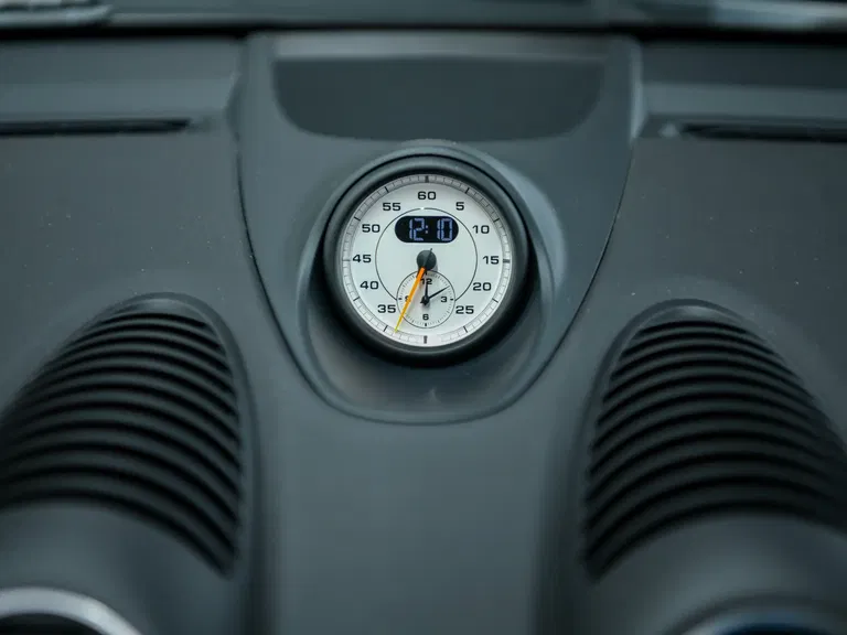 Porsche 718 Spyder RS